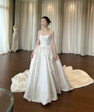 New Arrival Wedding Dress Satin Sweetheart Floral Pleated Wedding Dress HZ0319