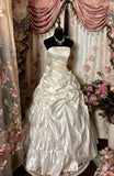 Elegant Wedding Dress Strapless Pleated Prom Dress Evening Dress Birthday Party Dress Wedding Dress HZ0319