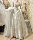 Gorgeous V-neck Long Sleeve Wedding Dress HZ0319