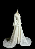 Elegant Wedding Dress A Line Crew Neck Long Sleeve Wedding Dress HZ0319
