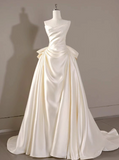 Charming Wedding Dress Strapless Pleated Wedding Dress HZ0319