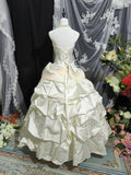 Retro Wedding Dress Sweetheart Pleated Wedding Dress HZ0319