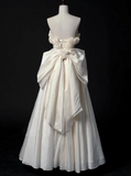 Charming Wedding Dress A Line Strapless Flower Pleated Wedding Dress HZ0319