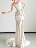 Popular Wedding Dress Strapless Pleated Slit Wedding Dress HZ0319