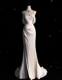 New Arrival Wedding Dress One Shoulder Pleated Mermaid Wedding Dress HZ0319