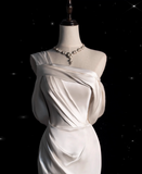 New Arrival Wedding Dress One Shoulder Pleated Mermaid Wedding Dress HZ0319