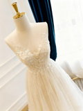 Elegant Wedding Dress V-neck Pleated Tulle Wedding Dress HZ0319