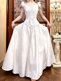 Retro Wedding Dress Crew Neck Short Sleeves Wedding Dress HZ0319