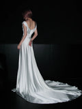 Minimalist Wedding Dress Crew Neck Pleated Wedding Dress HZ0319