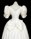 Retro Wedding Dress V-neck Wedding Dress HZ0319