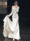Minimalist Wedding Dress Off Shoulder Long Sleeves Pleated Wedding Dress HZ0319