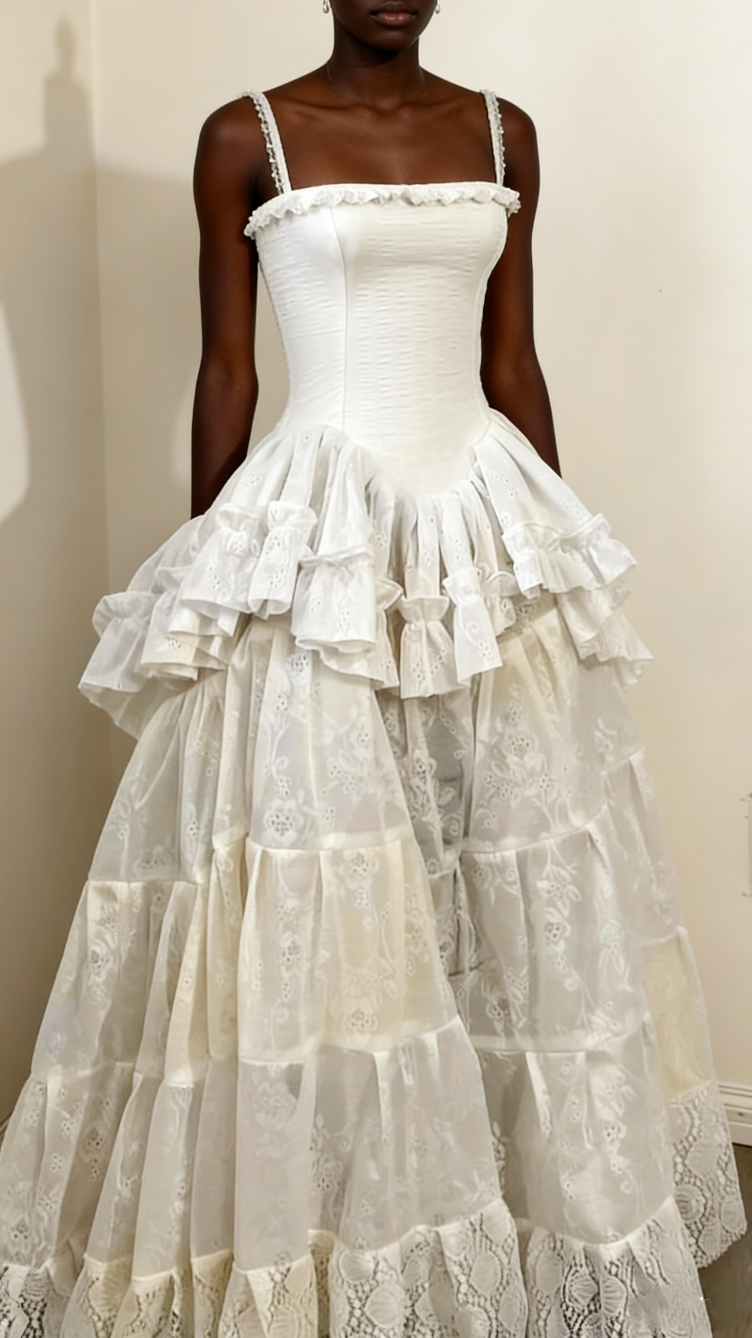 Retro Spaghetti Straps A-Line Lace Ruffles Vintage Wedding Dress Eveing Dress, HZ0319
